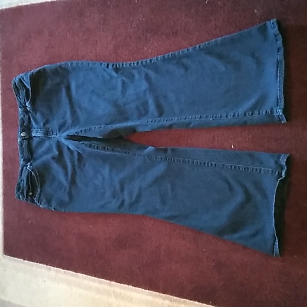 Ladies size 18W Simply Vera Vera Wang jeans